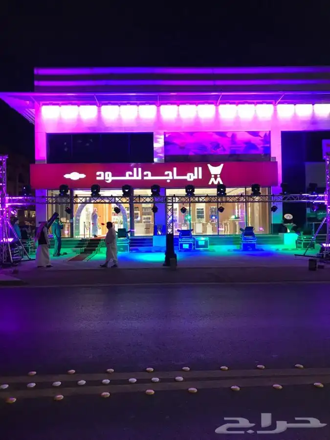 بالون راقص وليزرات لأفتتاح المحلات قوس بالون شرار ممر ملكي 18