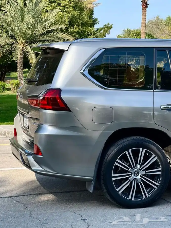 لكزس 2021 LX570-S ( تم البيع ) 29