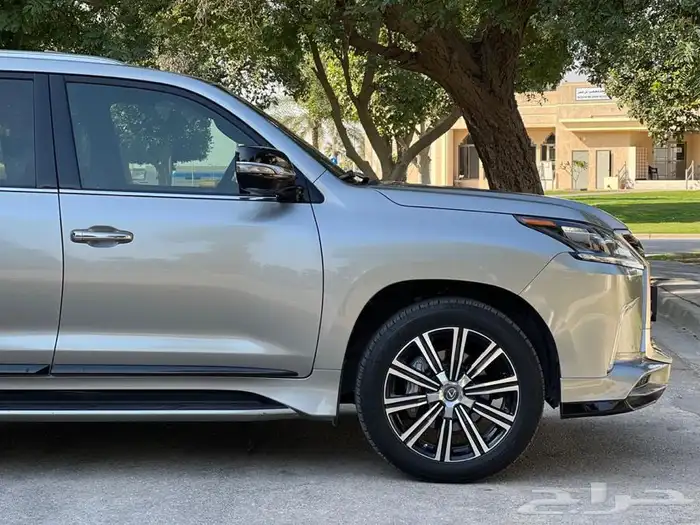 لكزس 2021 LX570-S ( تم البيع ) 16