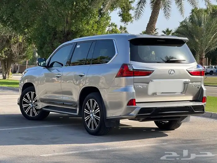 لكزس 2021 LX570-S ( تم البيع ) 32
