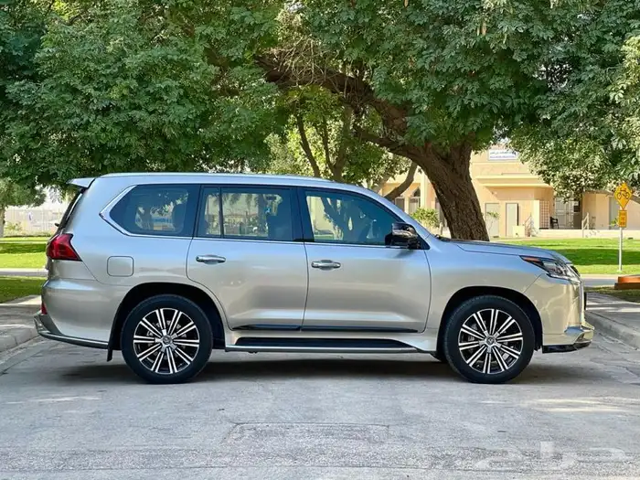لكزس 2021 LX570-S ( تم البيع ) 15