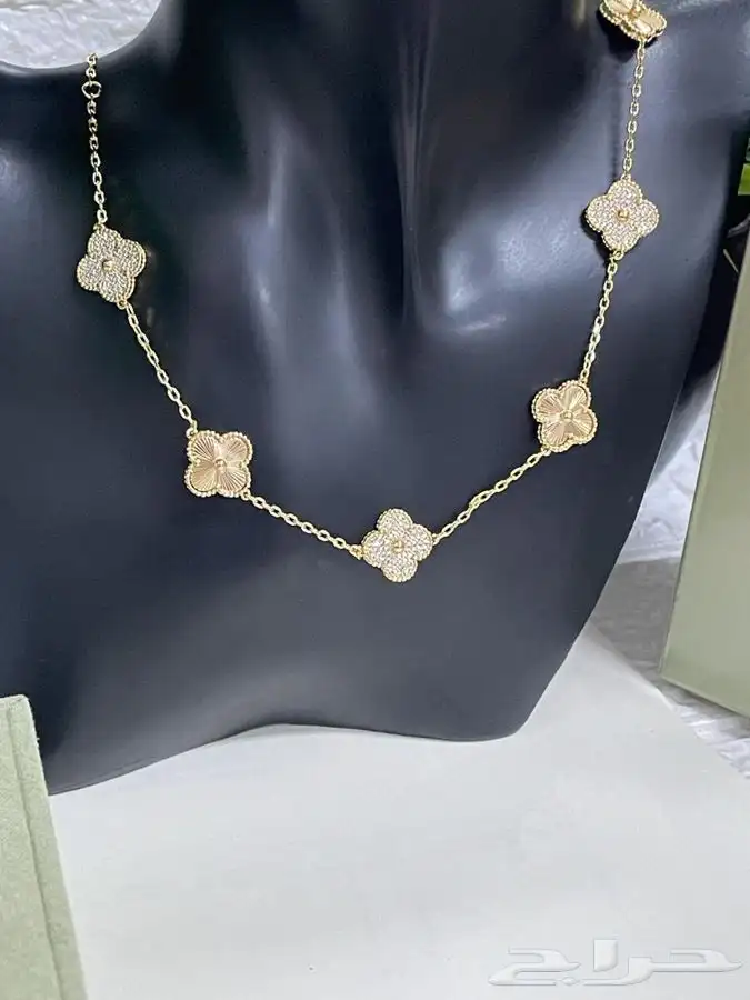 شوزات وشماغ عالية الجوده 91