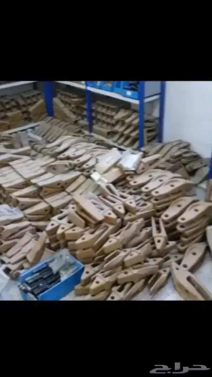 بوكلين جي سي بي قطع غيار جديده معدات نجران 2