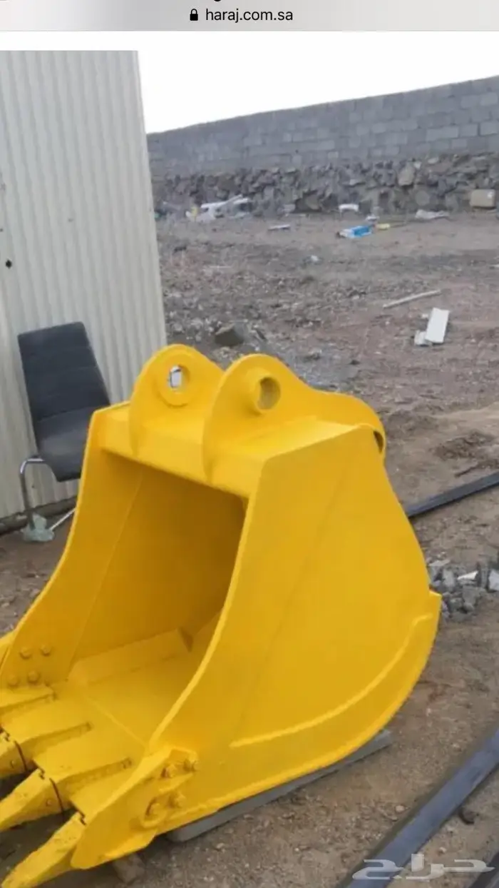 بوكلين جي سي بي قطع غيار جديده معدات نجران 9