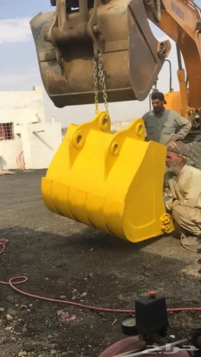 بوكلين جي سي بي قطع غيار جديده معدات نجران 15