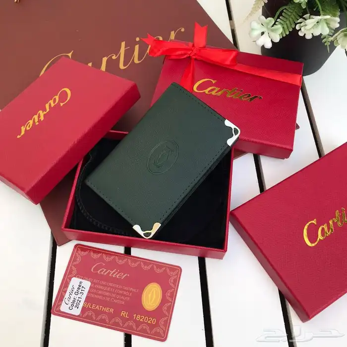 شوزات وشماغ عالية الجوده 64