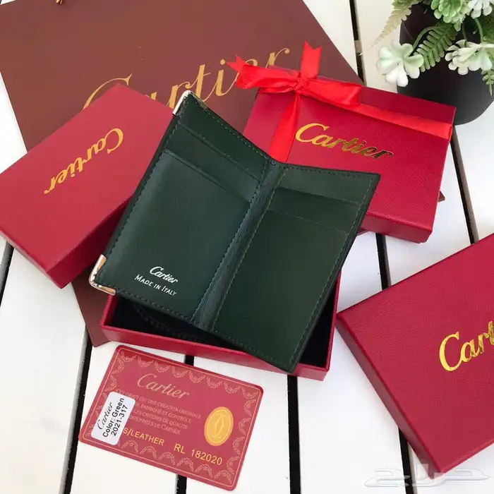 شوزات وشماغ عالية الجوده 68