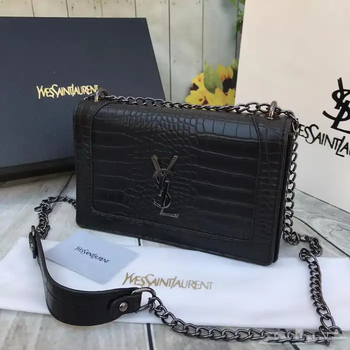 شنط درجه اولى  سكارفات 2