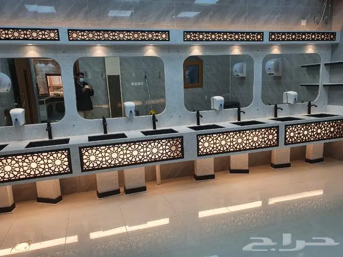 تصنيع طاولات وجلسات مطاعم وأبواب خشبية مع ديكورات وحفر cnc 20
