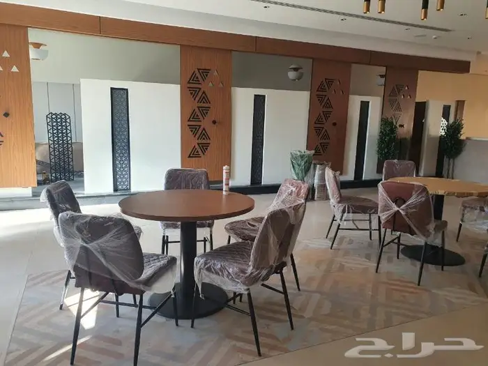 تصنيع طاولات وجلسات مطاعم وأبواب خشبية مع ديكورات وحفر cnc 49