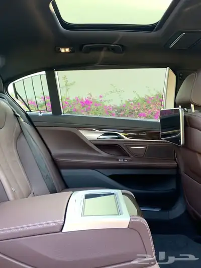 بي ام دبليو730موديل2019ممشي28ألف كيلو فقط4سلندر ضمان الوكيل 36