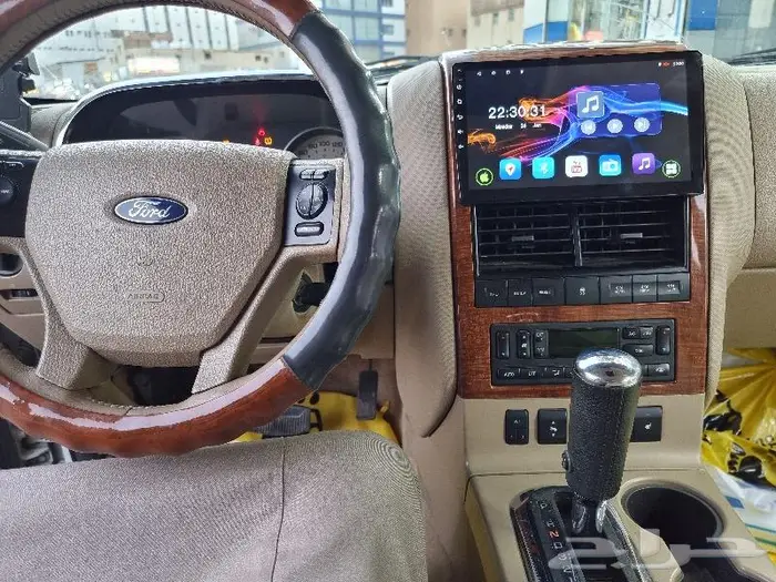 شاشة فورد اكسبلورر 2010 مه كامره خلفيه 4