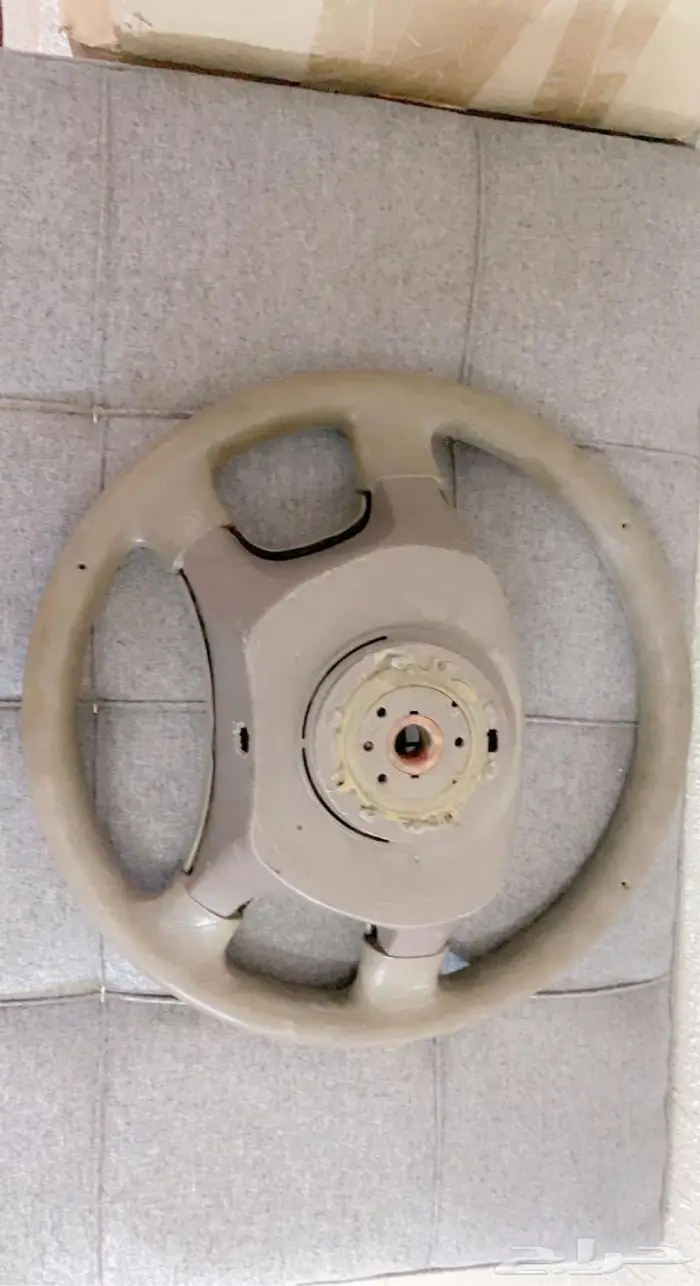 طارة كامري. من مديل. 98. 2002. لون بيج. 1