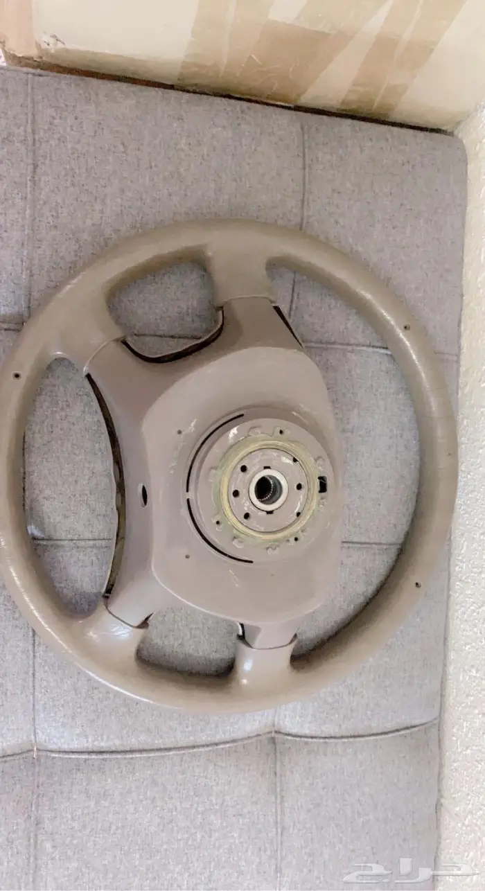 طارة كامري. من مديل. 98. 2002. لون بيج. 4