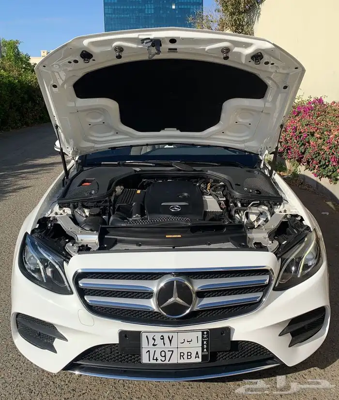 مرسيدس E300بحاله الوكاله بدون حوادث او رش 23