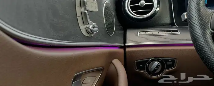 مرسيدس E300بحاله الوكاله بدون حوادث او رش 25