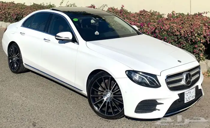مرسيدس E300بحاله الوكاله بدون حوادث او رش 7