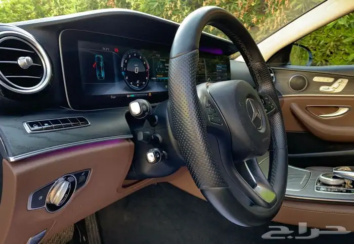 مرسيدس E300بحاله الوكاله بدون حوادث او رش 26