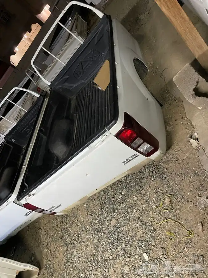 صندوق وصدام ايسوزو 0