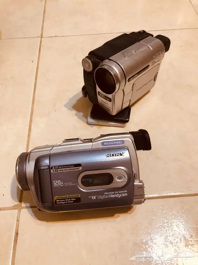 كاميرا فديوا سوني عدد 6 عطلان خربان مستعمل 1