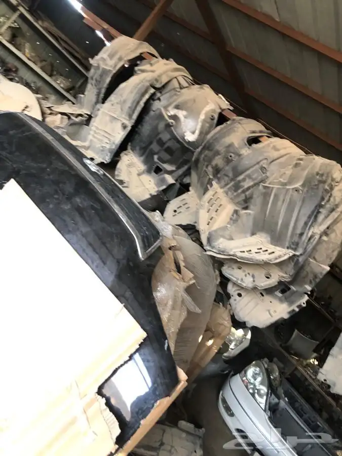 حربكسات ومكائن لاندكروزر واف جي. واسكويا وفرشنل ولكزس 2