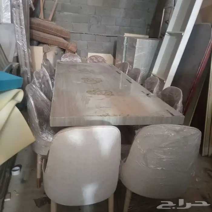 طاولات لمنزلك  13