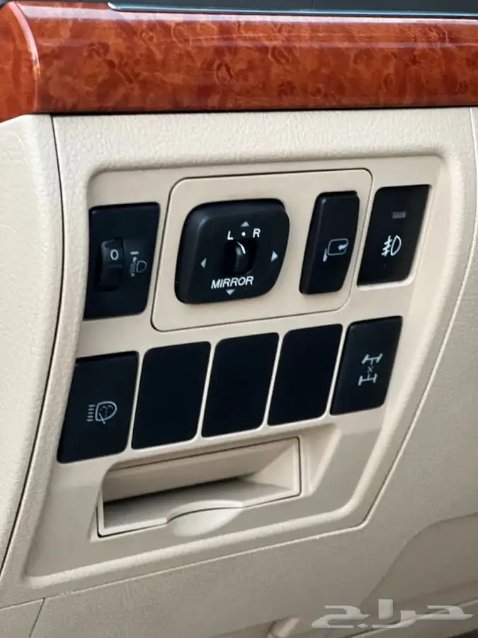 لاندكروزر GXR 2014(مخزن) ممشى 89 الف فل كامل(( تم البيع )) 42