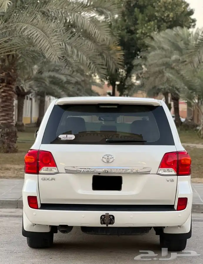 لاندكروزر GXR 2014(مخزن) ممشى 89 الف فل كامل(( تم البيع )) 12