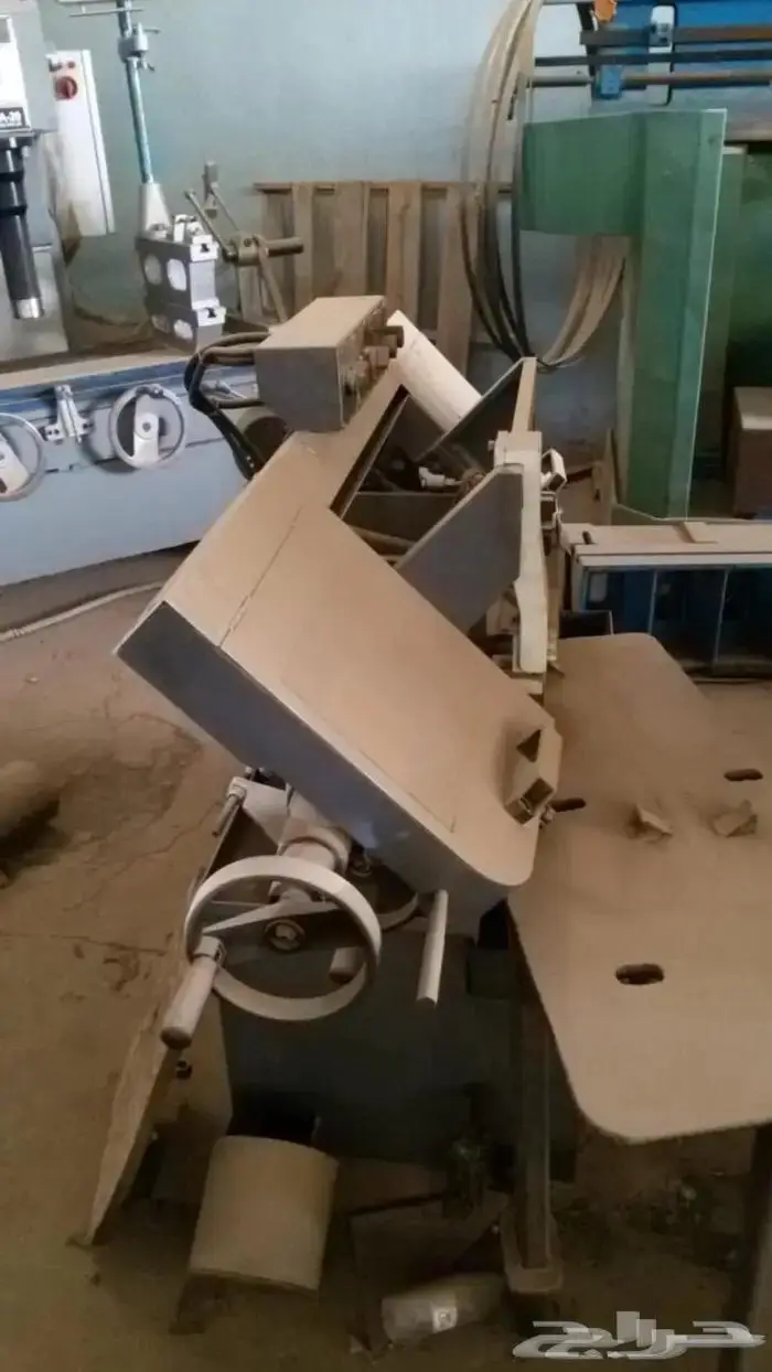 مخرطه ورشه قطع غيار مجمع متكامل للبيع 6