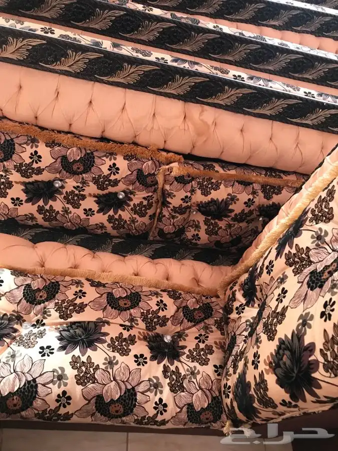 جلسةعربية مساند للبيع 22.5 م مجلس كبير 0