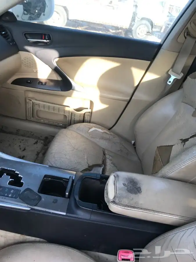 قطع غيار تشليح لكزس اي اس 300 is 300 سعودي 5