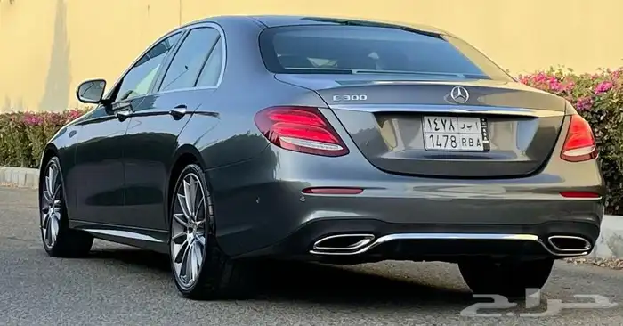 مرسيدسE300أعلي مواصفات4سلندر بحاله الجديد بدون حوادث(مباع) 14