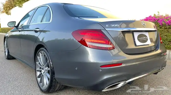 مرسيدسE300أعلي مواصفات4سلندر بحاله الجديد بدون حوادث(مباع) 16