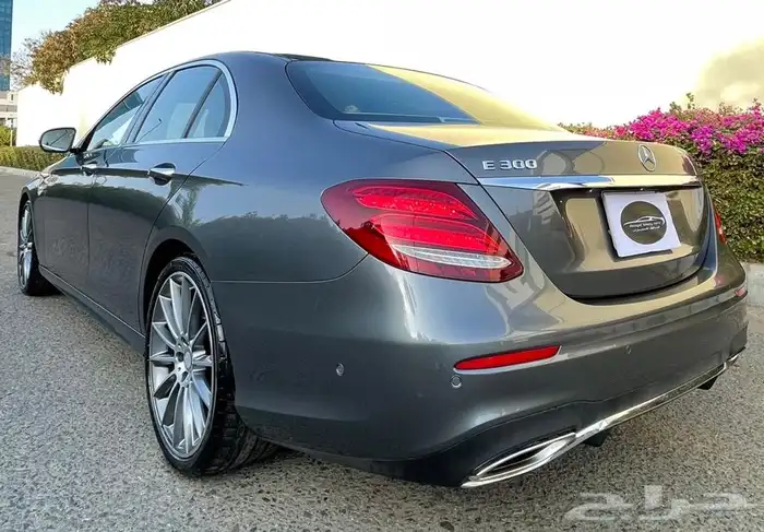 مرسيدسE300أعلي مواصفات4سلندر بحاله الجديد بدون حوادث(مباع) 17