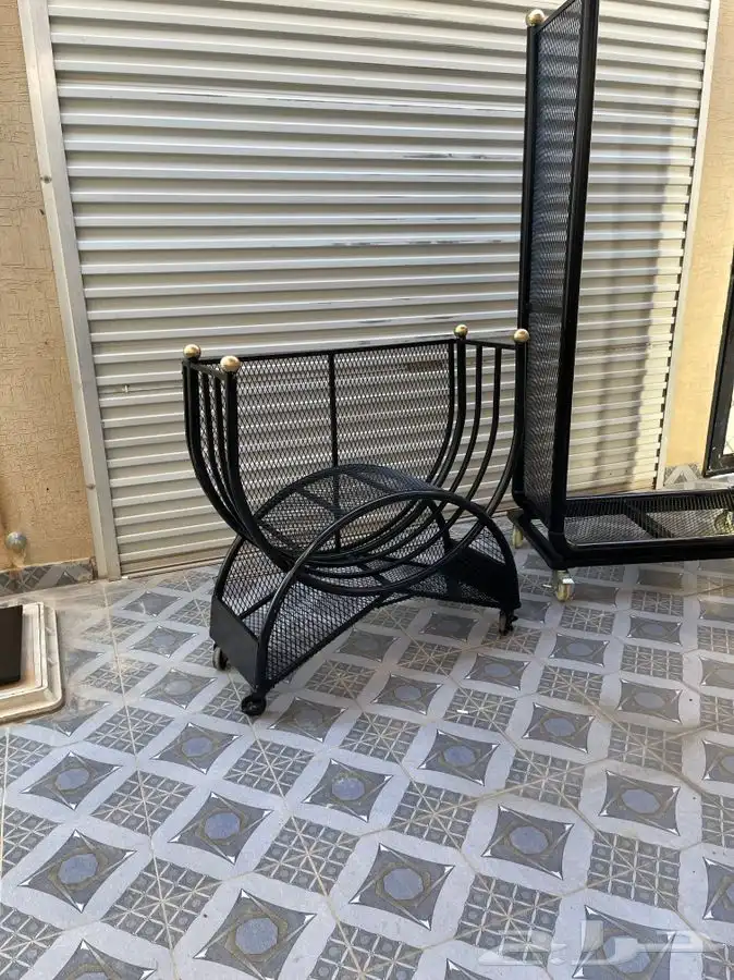 حامل حطب او استاند للقصور والفلل الفخمه مشبات 94