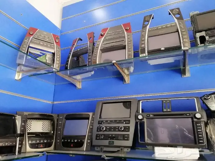 صيانه وإصلاح شاشات لكزس Lexus سماعات ومضخمات وكل السيارات 2