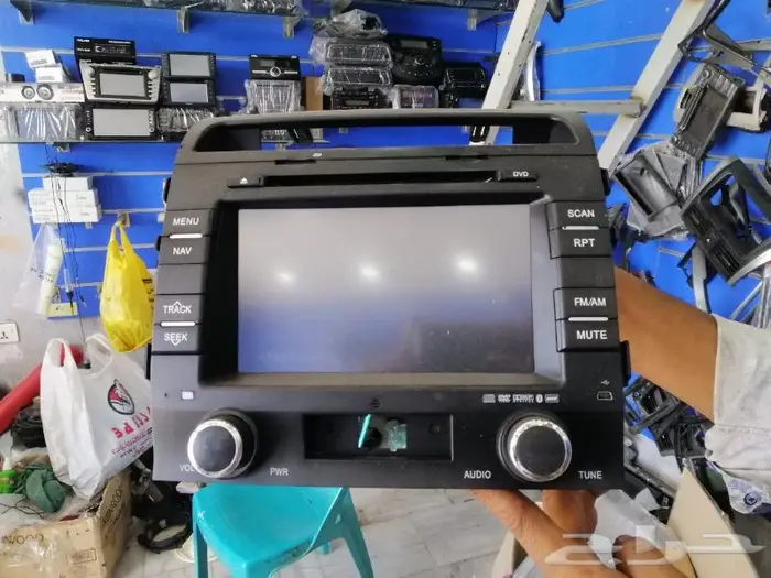 صيانه وإصلاح شاشات لكزس Lexus سماعات ومضخمات وكل السيارات 11