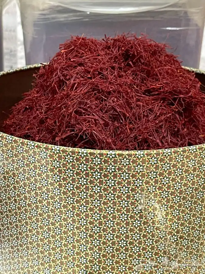 زعفران فاخر طعم ولون ورائحة بالجملة 2