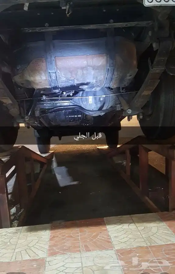 جلي ورش وتنظيف بطن السياره وازاله الصدا 12