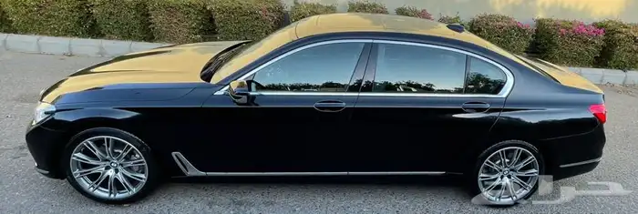 بي ام دبليو730ضمان الناغي4سلندر ممشي28ألف كيلو فقط 13