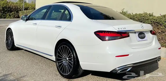 مرسيدسE200موديل2021ممشي11ألف علي الضمان 4