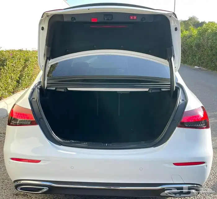 مرسيدسE200موديل2021ممشي11ألف علي الضمان 24