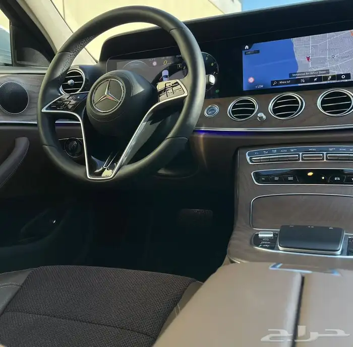 مرسيدسE200موديل2021ممشي11ألف علي الضمان 45