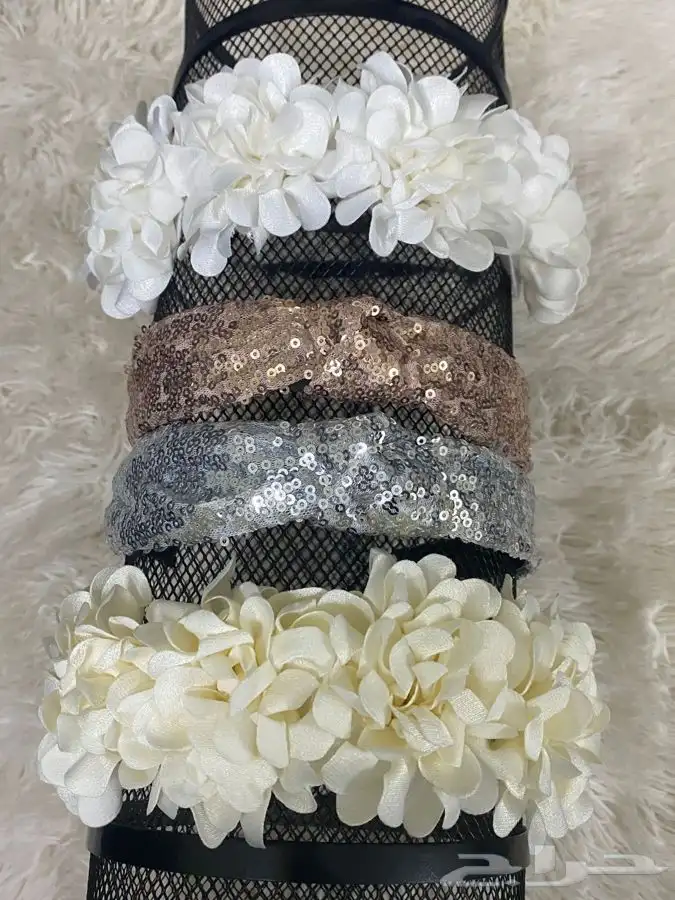 ربطات شعر واطواق 1