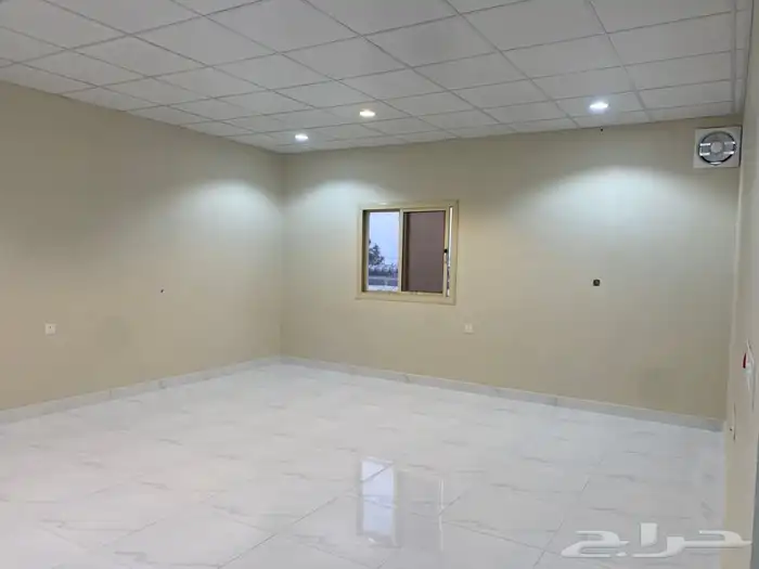 استراحة الوجية لتئجير شباب شهري حوش ودوراة مياه مطبخ غرفة 0