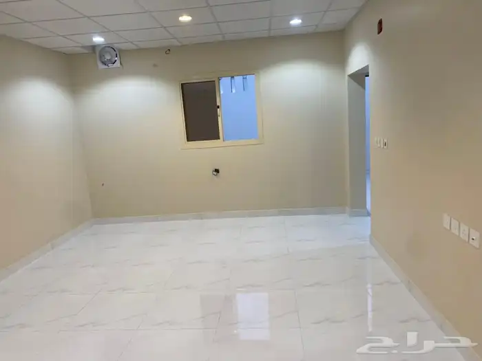استراحة الوجية لتئجير شباب شهري حوش ودوراة مياه مطبخ غرفة 6