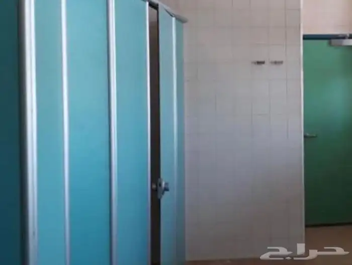 قواطع حمامات الفينوليك 2