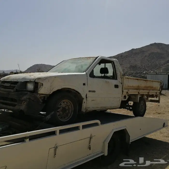للبيع قطع غيار ايسوزو السيارة تشليح 1