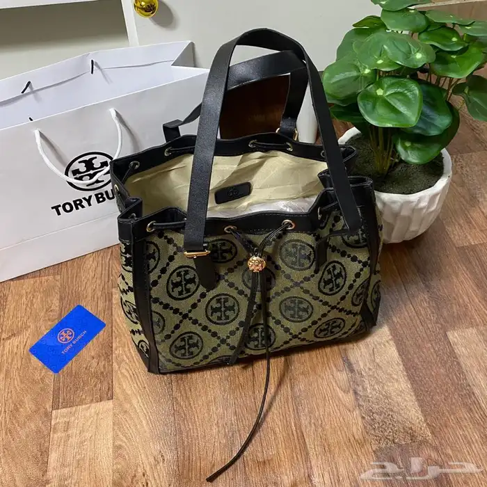 شنط وشوزات درجه اولى 22
