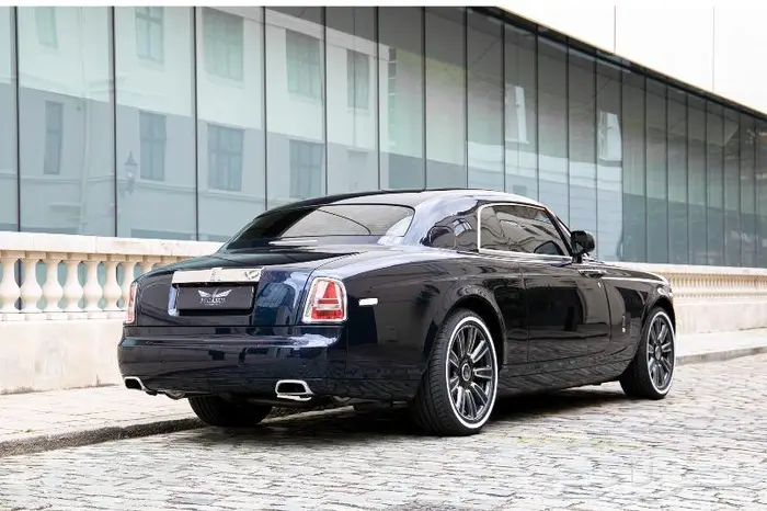 جنوط روز رايز فانتوم 4